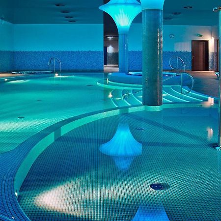 Hotel Arkas Prószków Extérieur photo