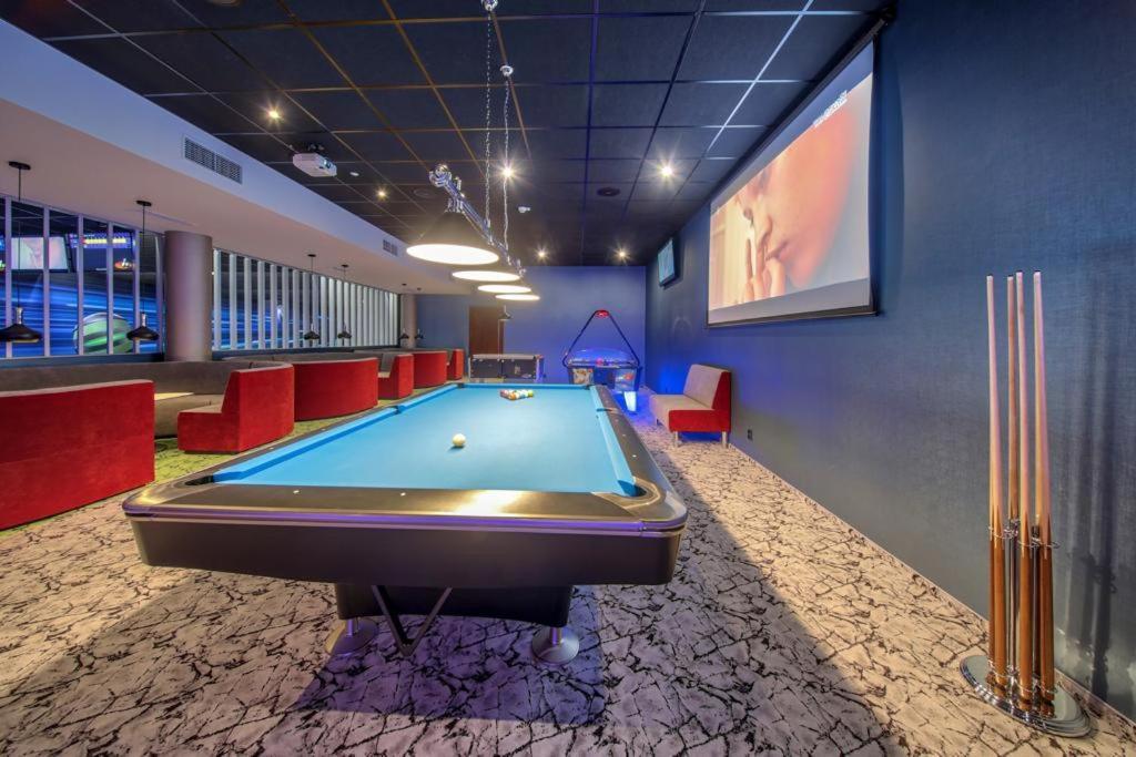 Hotel Arkas Prószków Extérieur photo