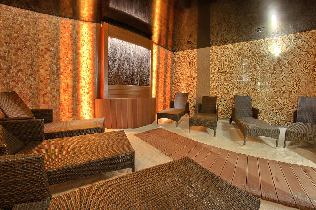 Hotel Arkas Prószków Extérieur photo