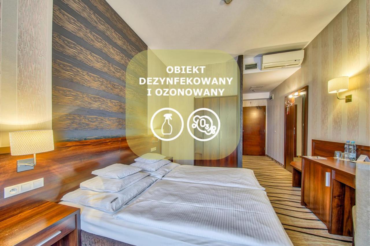 Hotel Arkas Prószków Extérieur photo